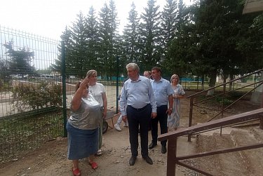 Современные спортивные площадки будут в каждой школе